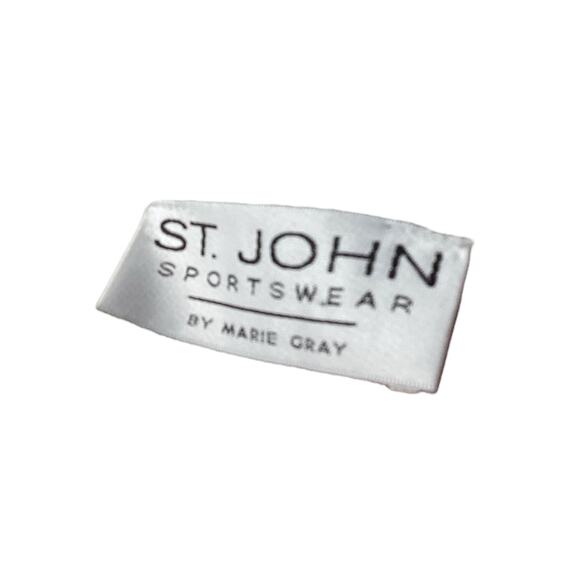 St. John Skirt Women’s SZ 2 Fine Knit Above Knee Length Lightly Stretchy Cream - Picture 4 of 4